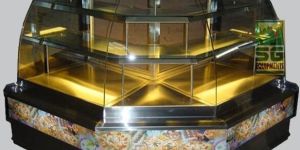 Sweet Display Counter