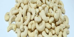 Cashew Nuts w210