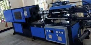 Plastic Injection Moulding Machine