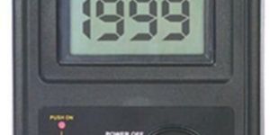 Voltage Selectable Digital Insulation Tester