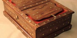 Wooden Rahal Box