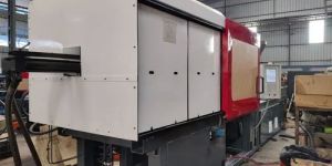 Ferromatik Milacron Injection Molding Machine