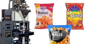Snacks Packing Machine
