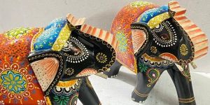 Wooden Elephant Set