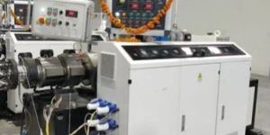 Twin Screw Extruder