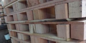 CUSTOMISED WOODEN PALLETS