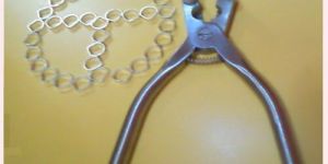 Blood Bag Tube Stripper