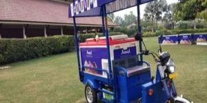 Battery Operated Ice Cream Rickshaw