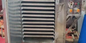 TRAY OVEN MACHINE