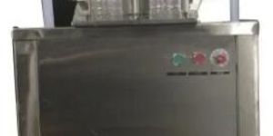 Semi Automatic Liquid Filling Machine