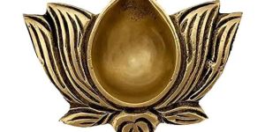 Lotus Shape Brass Diya