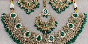 Reverse AD Mehndi Plated Necklace Set