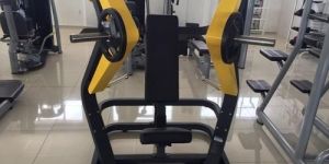 Hammer Chest Press Machine
