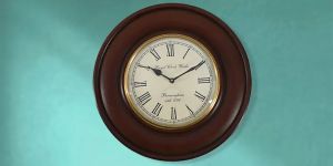 Wooden Round Decorative Wall Clock
