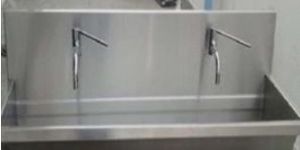 Wall Mounted Surgical Scrub Sink