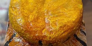 Pebble Stone Showpiece