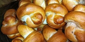 Baked Dinner Bread Rolls
