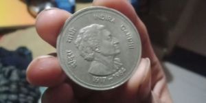 Indira Gandhi 5 Rupees 1917 to 1984 Old Coin