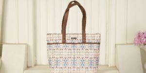 Flyit Woman Printed Canvas Tote Bag