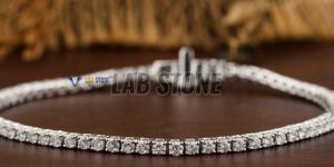 Sparkling Round Cut Diamond White Gold Bracelet
