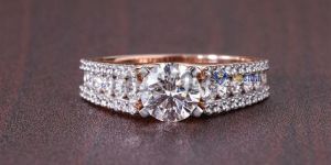 Stunning Round Cut Diamond Rose Gold Ring