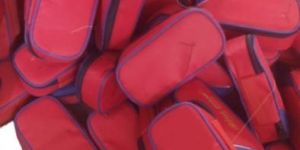 Plain Red Polyester Lunch Bag