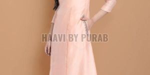 Ladies Yarn Dyed Chanderi Kurta with Embroidered Pant