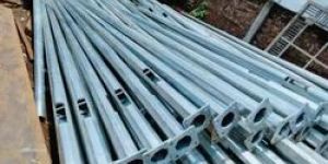 Crompton 9 Mtr Octagonal Pole