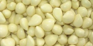 Fresh Peeled Garlic