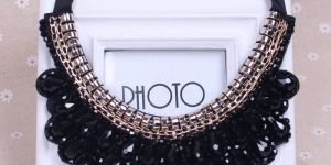 Aegte Love for Black Sparkling Statement Necklace