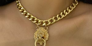Aegte Rey Lion Gold Chain Necklace