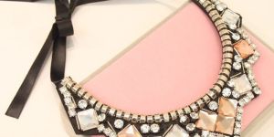 Agate Trendy Western Wear Crystal Peach Statement Necklace