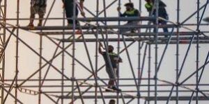 Synthetic Enamel Finish Paint