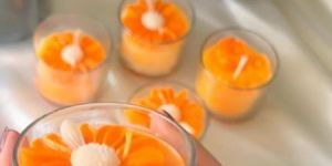 Mango Scented Daisy Candle
