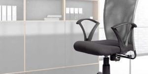 Grey And Black Fabric Visitor Chair