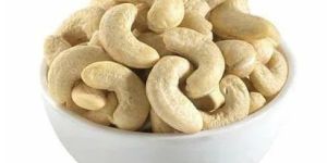 W320 Plain Cashew Nuts