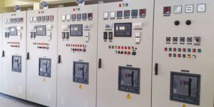 Synchronizing Panels