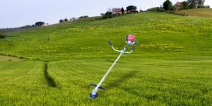 KAMCO Brush Cutter KBC300