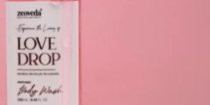 Love Drop Perfumed Luxury Body Wash with Strawberry Extract (250 ML)