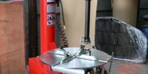 Two Wheeler Tyre Changer Machine