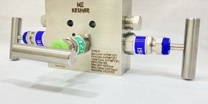 Three Way Manifold Valve
