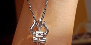 Trishul Pendant