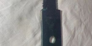 Iron Two Hole Thresher Blade