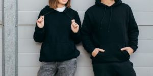 Unisex Black Plain Hoodie