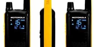 Motorola T82 License Free Walkie Talkie