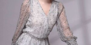 Women Floral Print Fit Wrap Top