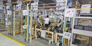 MIG Robotic Welding Cell