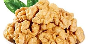 Walnut Kernels