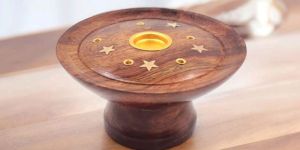 Wooden Round Dhoop Stand