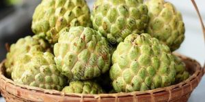 Kashmiri a Grade Fresh Custard Apple